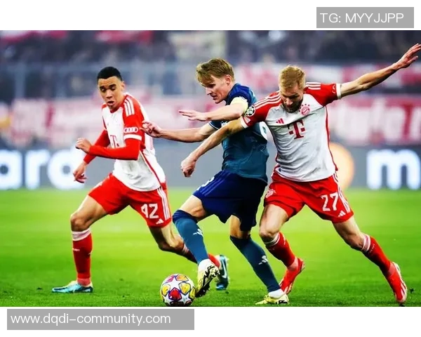 德甲激战拜仁与阿森纳握手言和乌龙球引发全场争议判罚热议