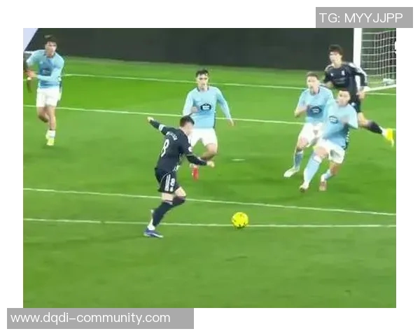 西甲激战波尔图逆转巴黎圣日耳曼补时绝杀引发全场狂欢